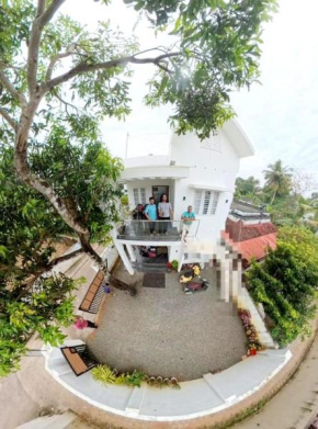Dheera Homestay Family Duluxe Rooms-Alleppy